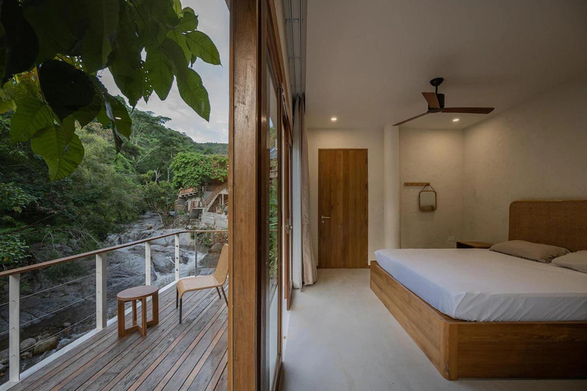 Taryn Tara Cafe And Stay Chiang Mai Exterior photo
